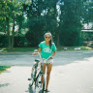 Meet your Posher, Lauren